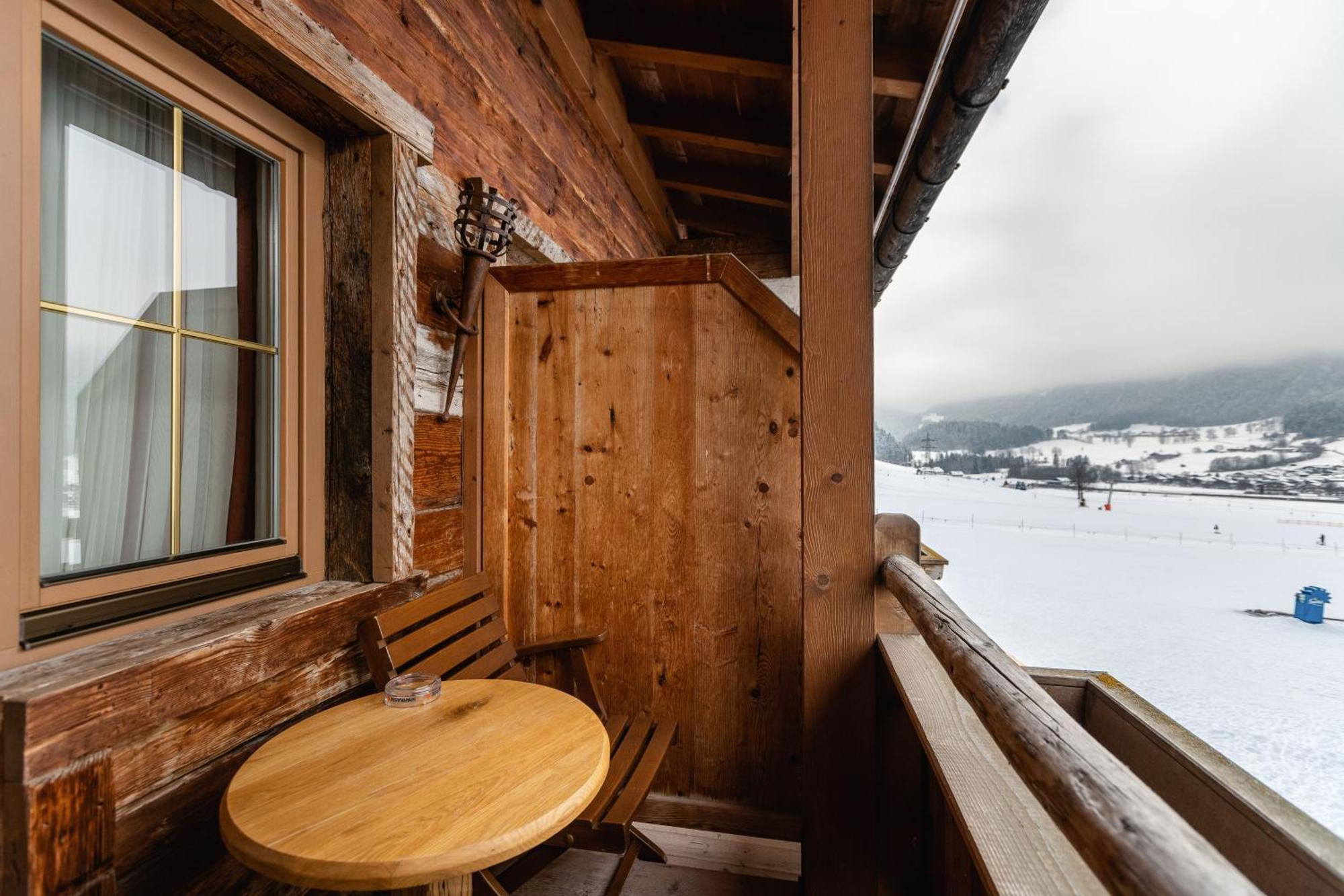 Hotel Restaurant Hexenalm Soll Exterior photo